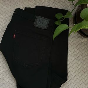 Men’s black Levi’s